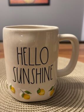 2/$30⚡️- HOME | Rae Dunn “Hello Sunshine🍋” mug